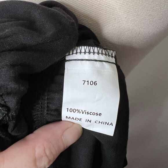 KIRUNDO NWT Women’s Black Mini Dress Sleeveless Tier/Ruffle Square Neck Small - Picture 3 of 6